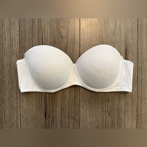 Daisy Fuentes Strapless Bra White 38C Lightly Padded Push Up Like New Clean